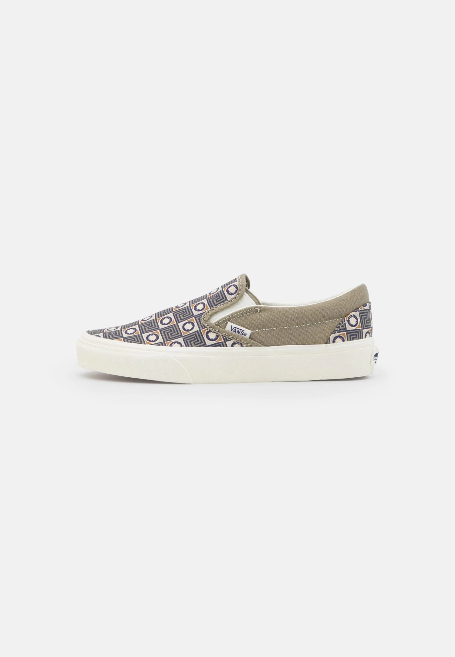Vans Classic Slip On Unisex - Instappers - Geo Trek Olive - Image 2