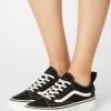 Vans Sentry Old Skool - Sneakers Laag - Black/Marshmallow