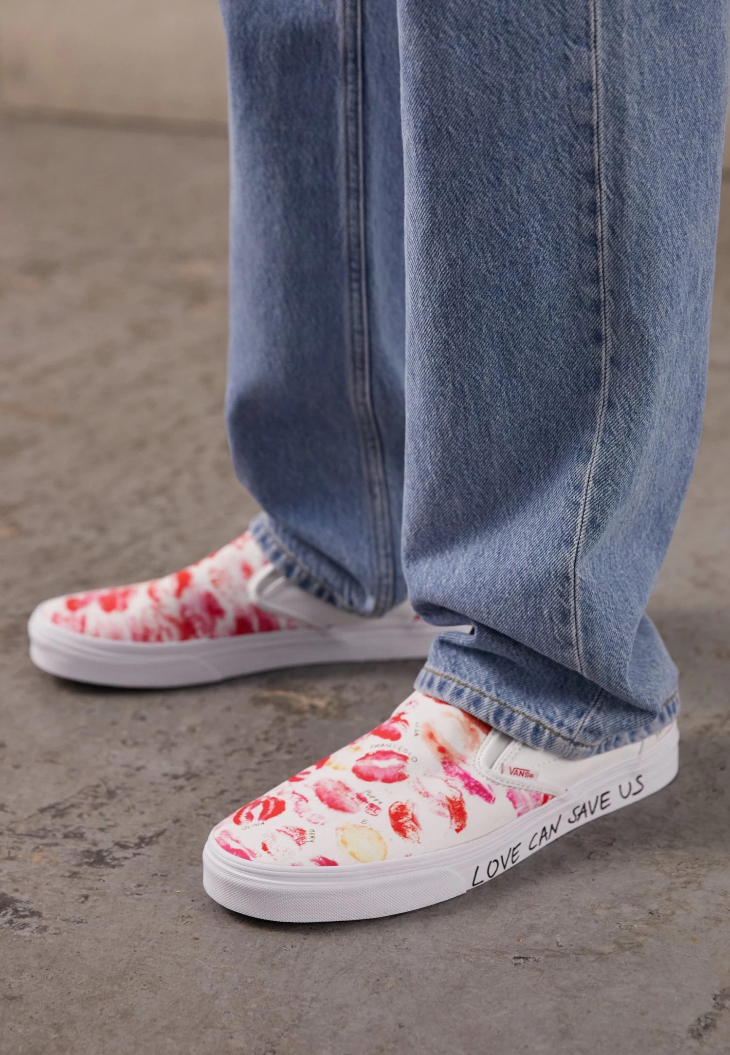 Vans Classic Slip-On Unisex - Instappers - Red/White - Image 2