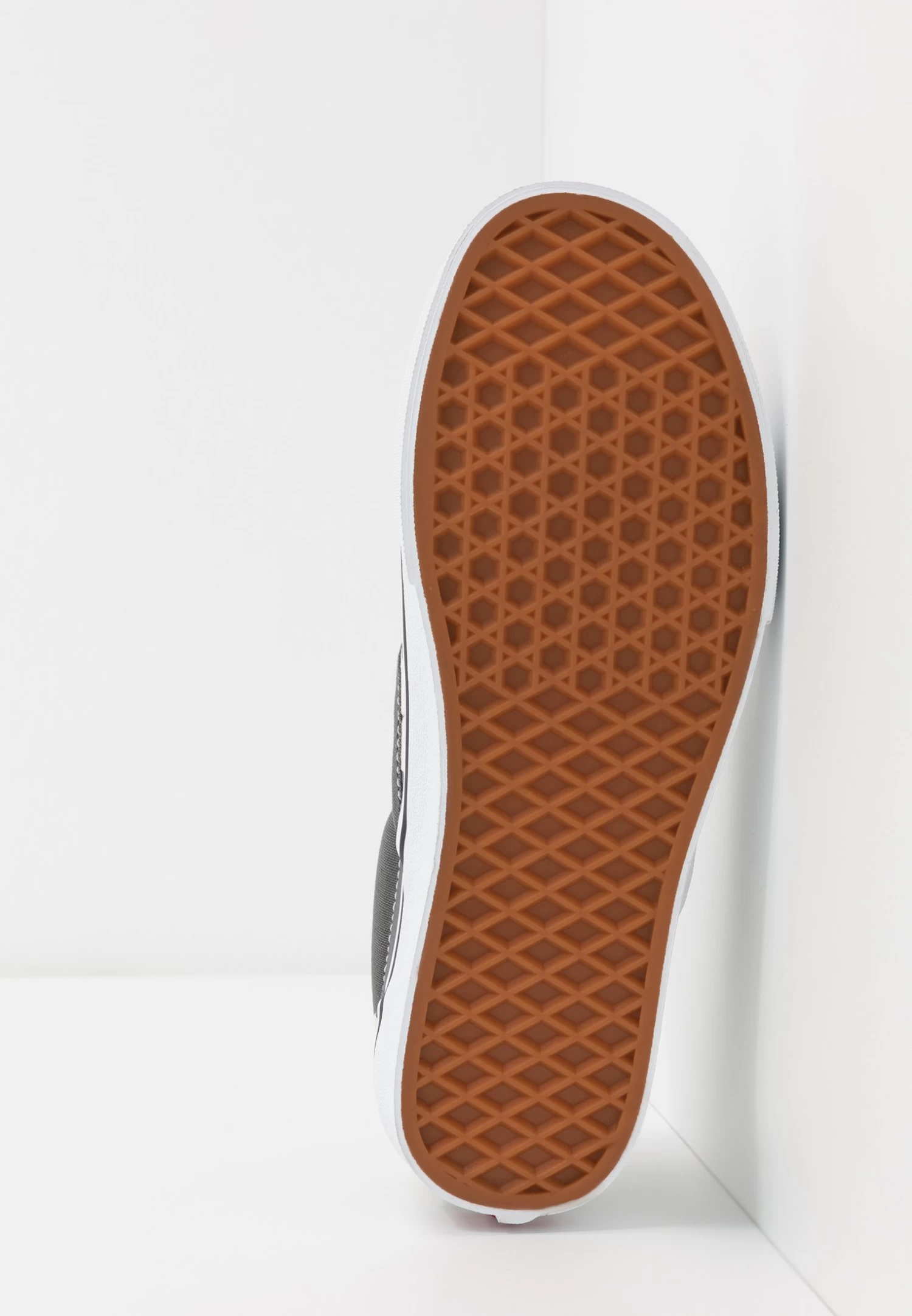 Vans Ua Classic Slip-On Unisex - Instappers - Pewter/True White - Image 5