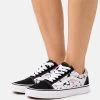 Vans Old Skool Unisex - Sneakers Laag - Black