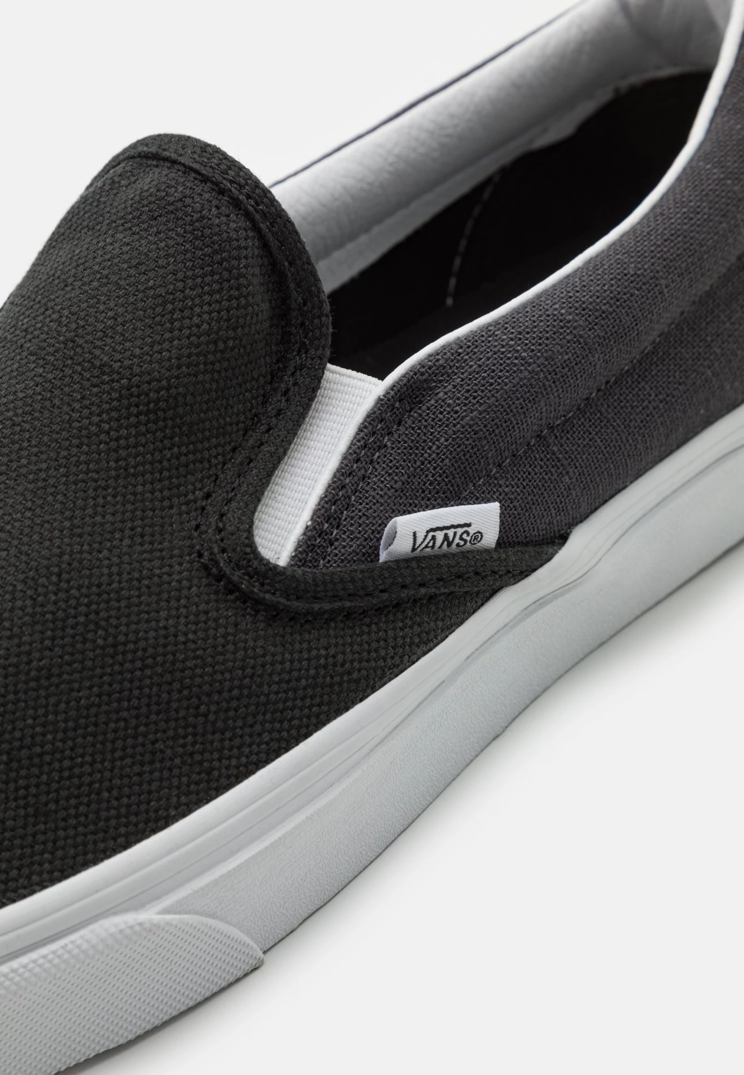 Vans Classic Slip On Unisex - Instappers - Black - Image 6